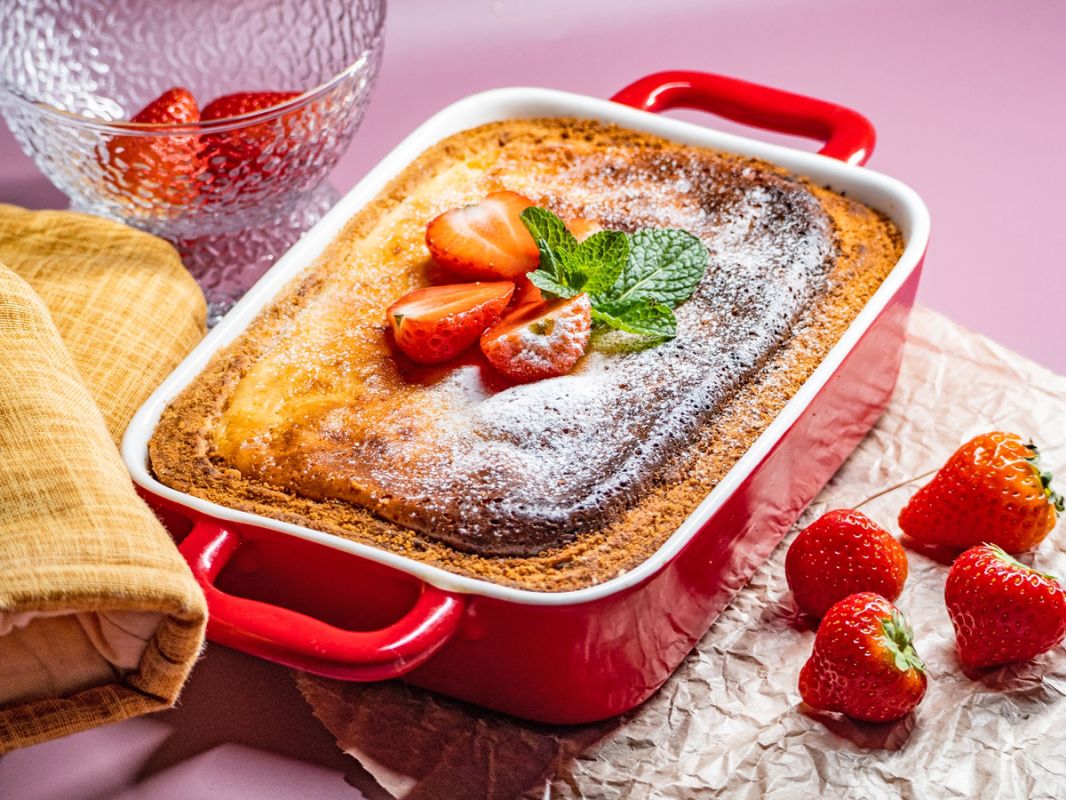 Цветаевский пирог с клубникой: легкий десерт для лета