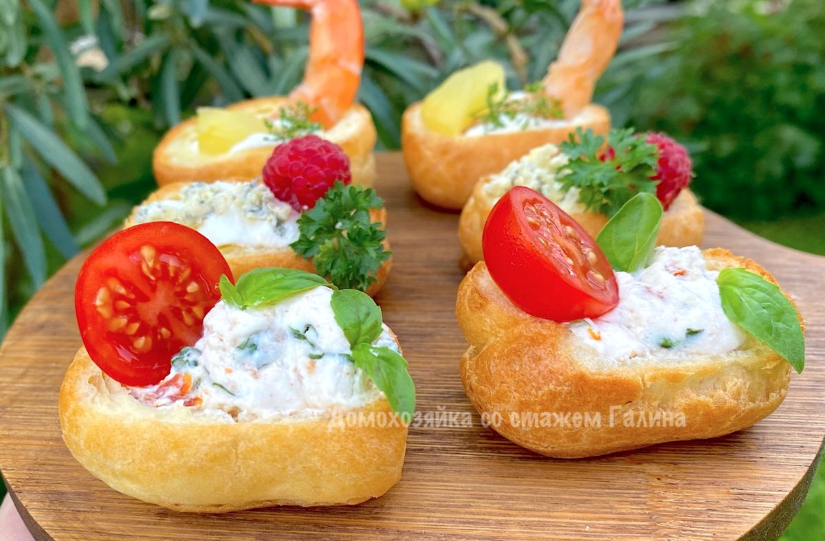 Профитроли: разнообразие начинок для любого стола