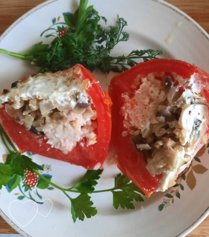 Необычные фаршированные помидоры: вкусный взгляд на привычное