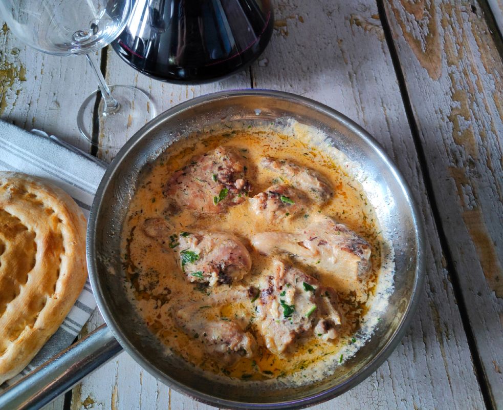 Шкмерули: уникальный цыпленок в сливочном соусе