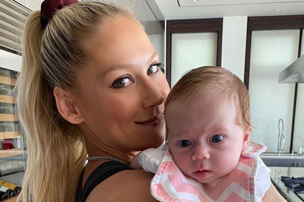 Забавный семейный момент: Анна Курникова показала детей от Энрике Иглесиаса