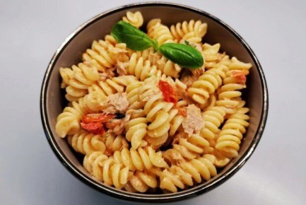 Приготовление пасты с тунцом