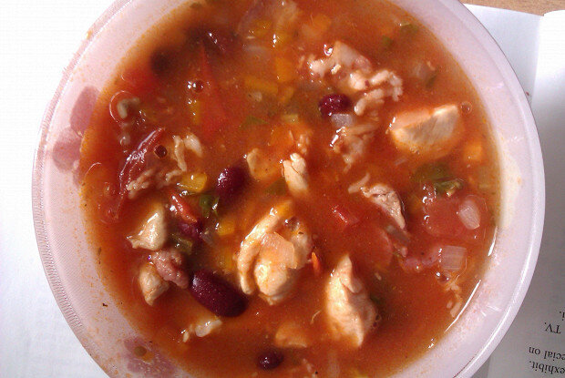 Теплый минестроне с курицей для уютного вечера