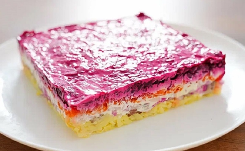 Как приготовить шедевр из селедки: секреты идеальной «Селедки под шубой»