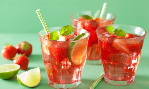 Клубничный лимонад: освежающий вкус лета в вашем стакане