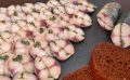 Скумбрия по северному рецепту: Быстрый и вкусный способ закуски