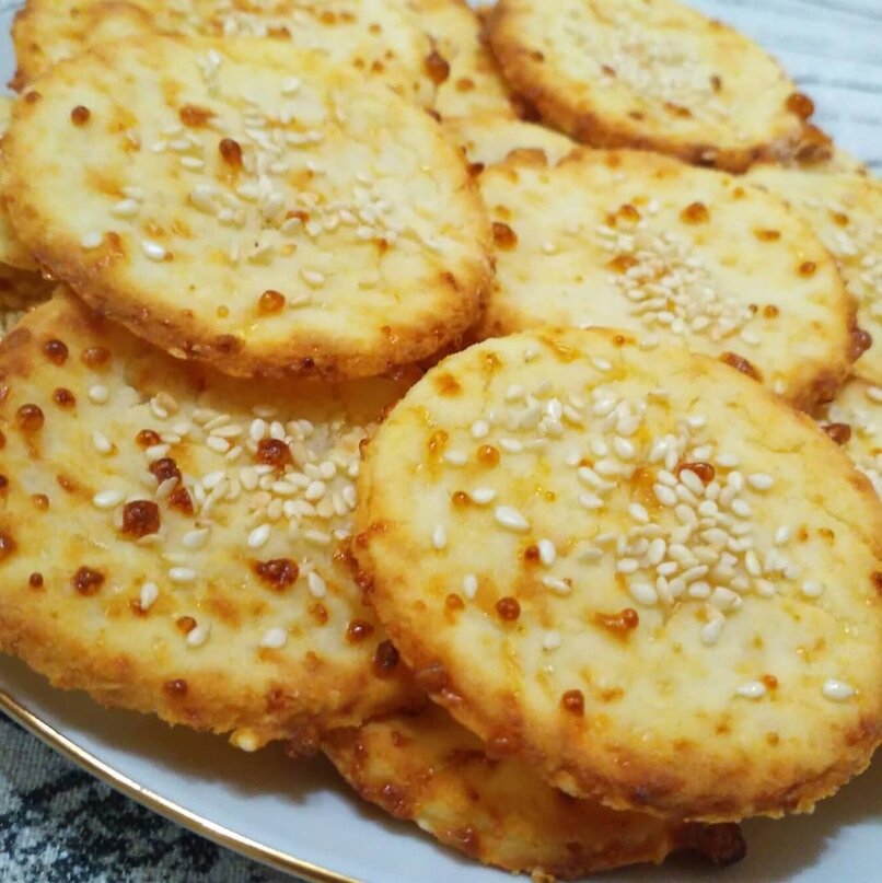 Как приготовить идеальные сырные крекеры