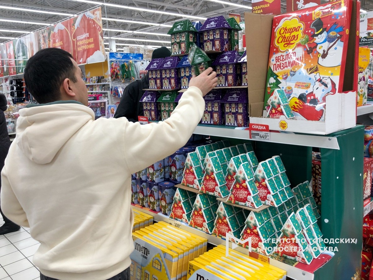 Церковь советует умеренность в сладком на Новый год для постящихся