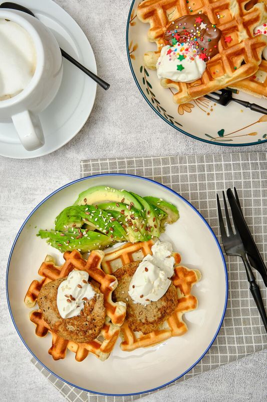 Необычные вафли: от сладких завтраков до изысканных сэндвичей