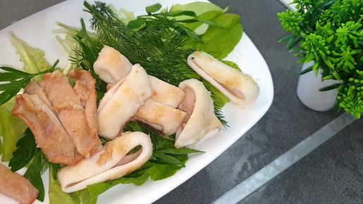 Вкусные кальмары в хрустящей панировке: простой рецепт на каждый день