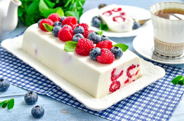 Как быстро приготовить творожный десерт с желатином: три простых рецепта