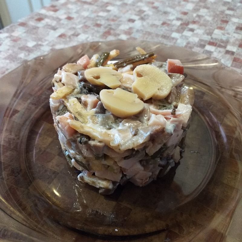 Салат с папоротником: приятное открытие для гурманов