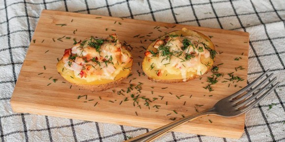 Сытный фаршированный картофель: простое блюдо для всей семьи