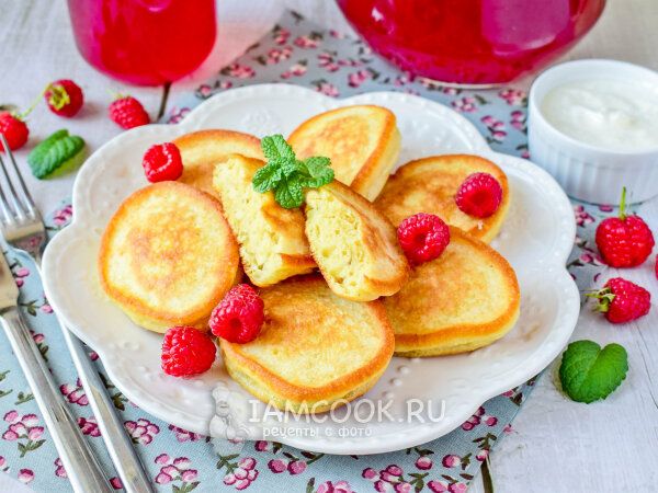 Восхитительные оладьи на сметане: идеальный завтрак для всей семьи