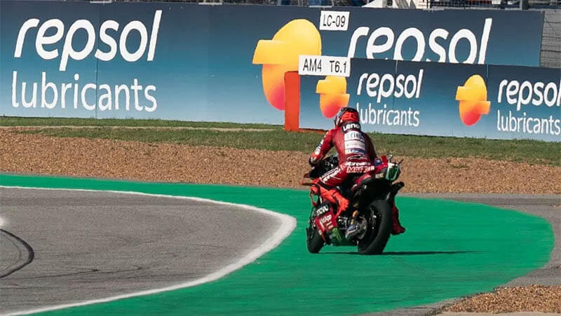 Сложности на треке: как авария Марка Маркеса изменила ход гонки в Таиланде