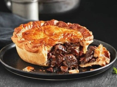 Пирог с томленой говядиной и пивом: Яркое угощение для душевных встреч