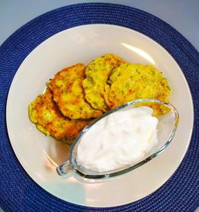 Необычные кабачковые оладьи для быстрого завтрака