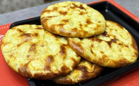 Пышные пироги с картошкой: бюджетный рецепт на кефире