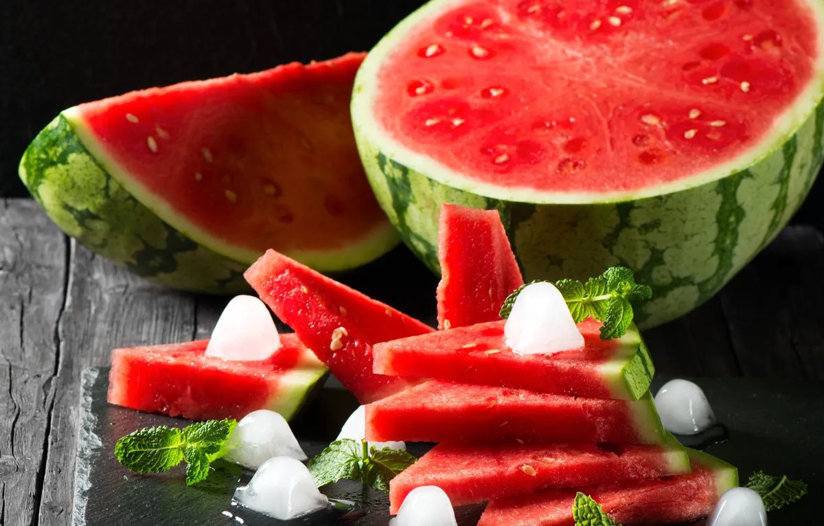 Летние угощения: 5 свежих идей для быстрого и вкусного меню