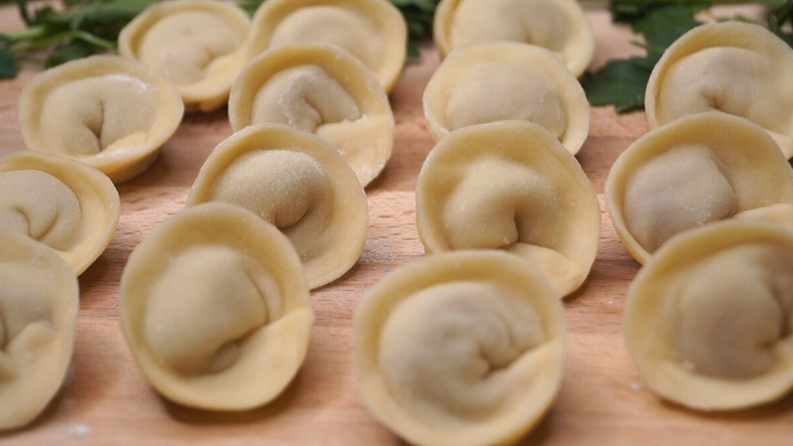 Идеальное тесто для пельменей: секреты, которые сделают ваши блюда непревзойденными