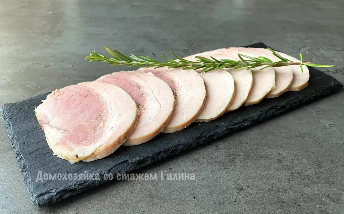 Нежная свиная лопатка: секреты идеальной вареной нарезки для вашего стола