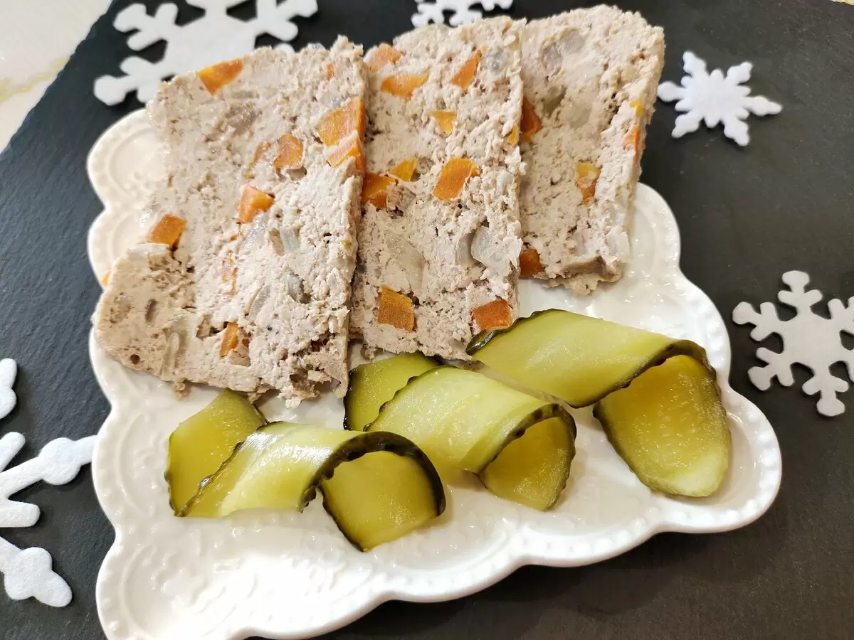 Роскошная ветчина для праздника: простой рецепт для домашней ветчинницы