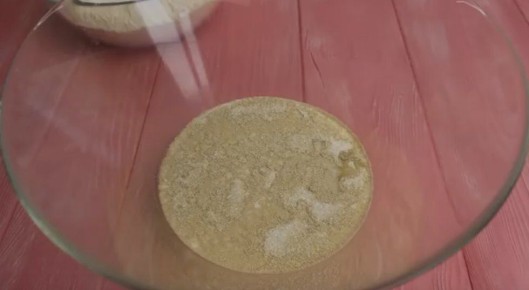 Непревзойденные сметанные лепешки: простой рецепт успеха